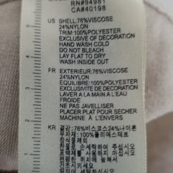 Twelve by Twelve Short Sleeves sweater - Picture 7 of 11